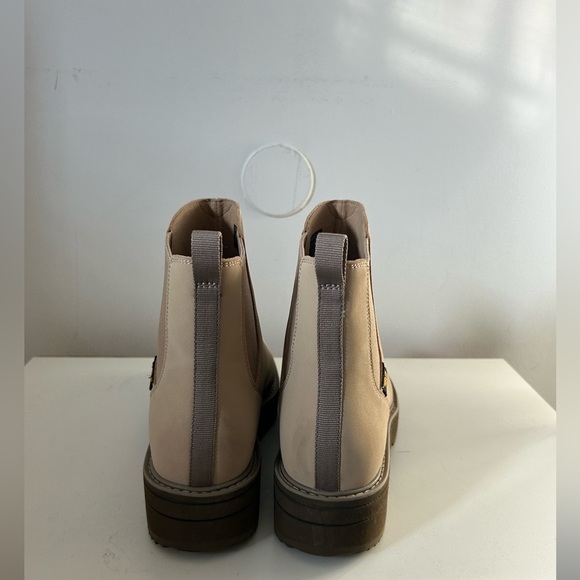 TEVA MIDFORM CHELSEA WOMEN'S ANKLE BOOTS size 8.5 IN SESAME NWOT - Picture 10 of 11